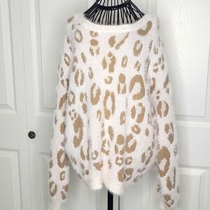 Leopard Print Fuzzy Sweater - White and Tan